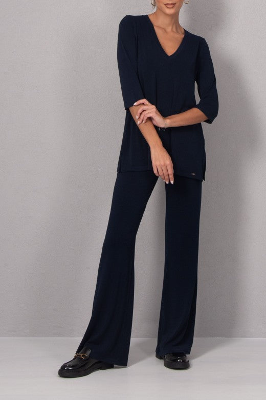 Lightweight Knit V-Neck Tunic Top