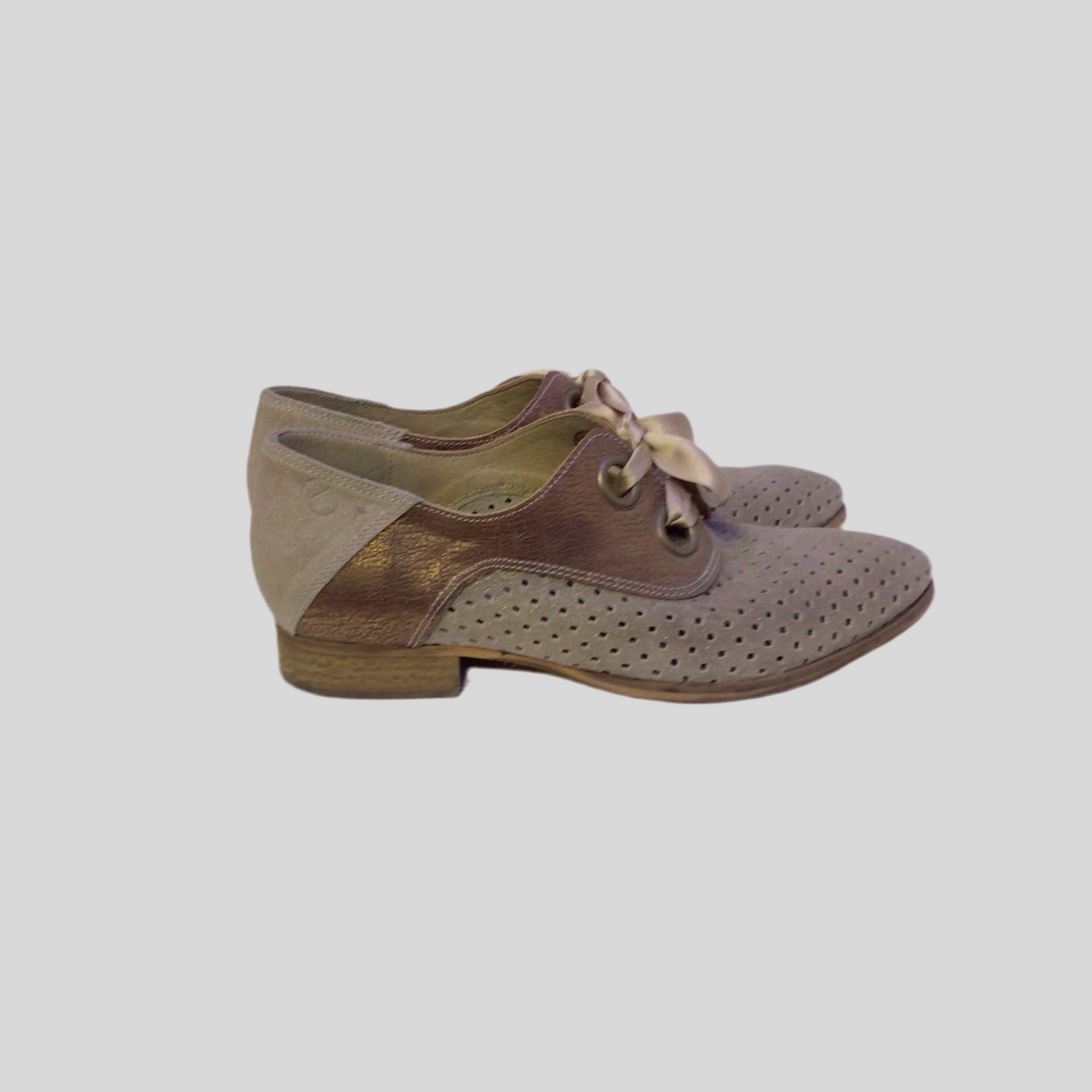 Ribbon Lace Up Oxford