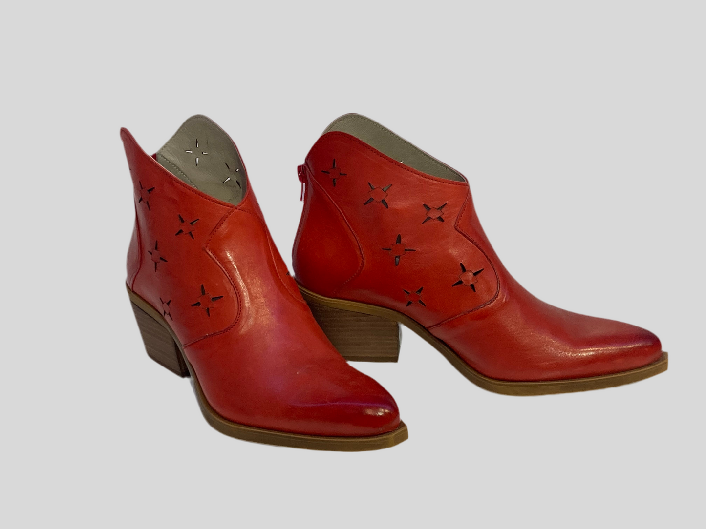 Cut Out Design Handcrafted Leather Boots (in 3 colors)