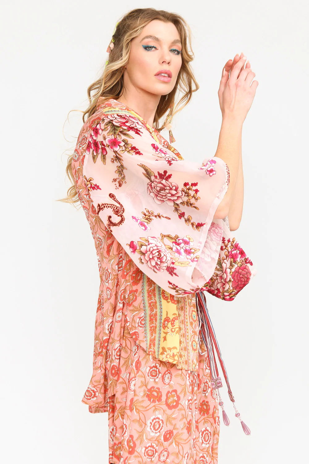 Printed Shirt With Roses Sleeves