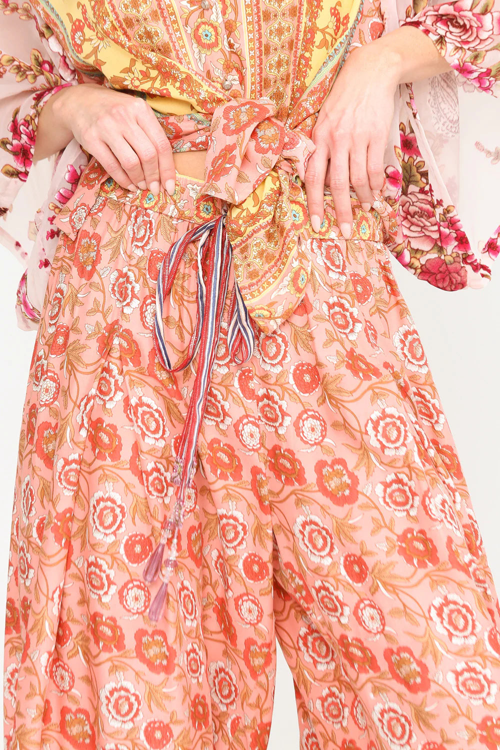 Printed Pants With Roses