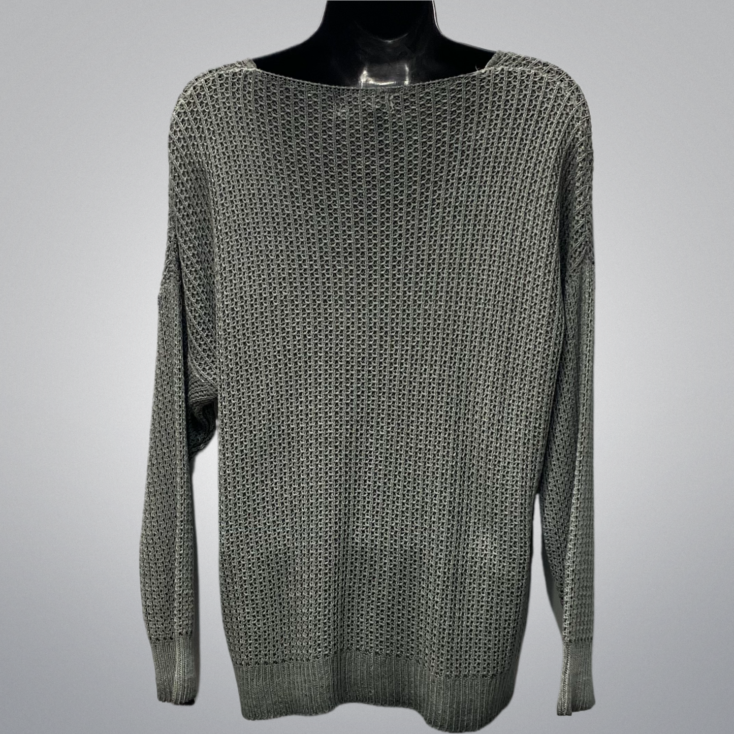 Rounded V-Neck Italian Knit Top (in 2 colors)