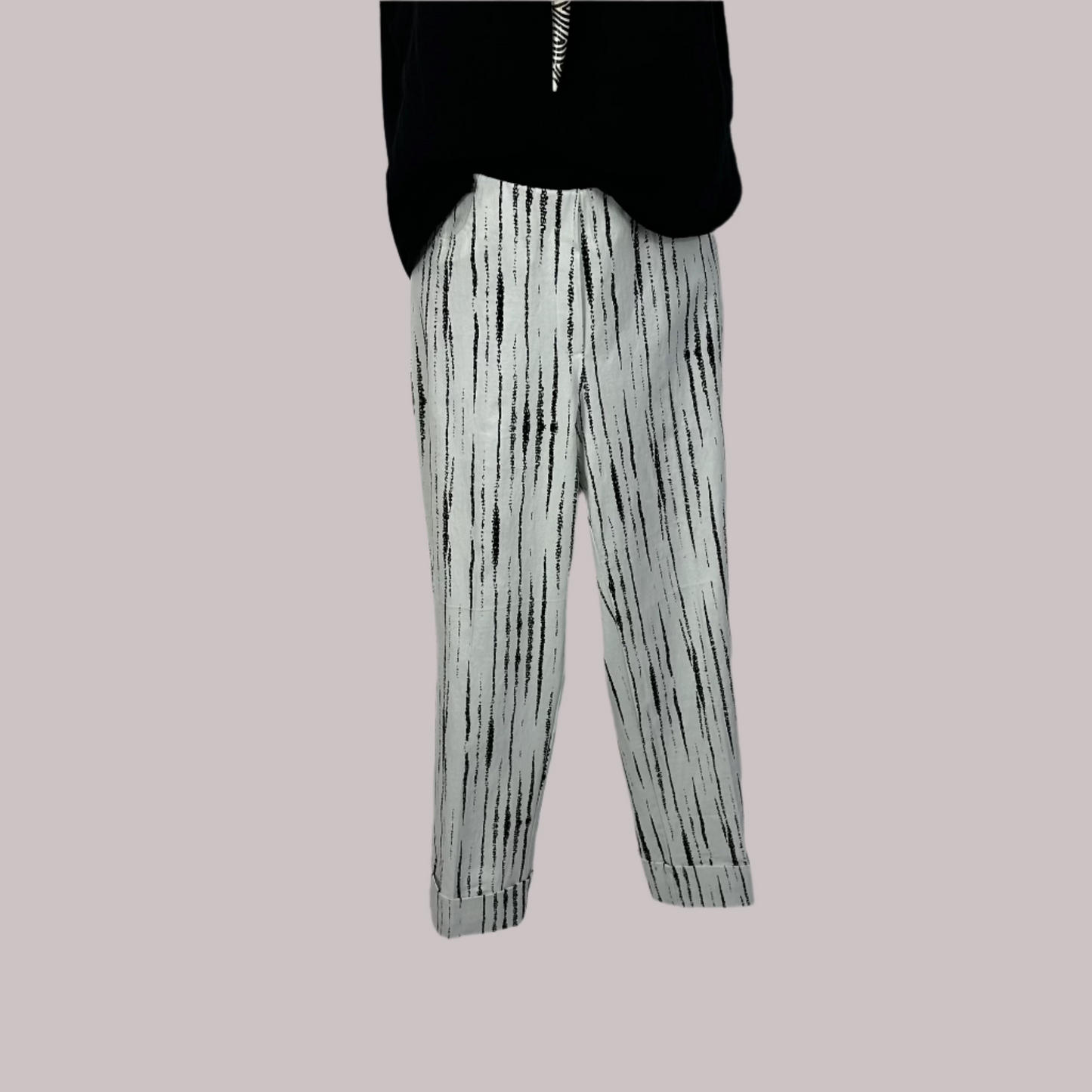 Striped Cuffed Stretch Capris