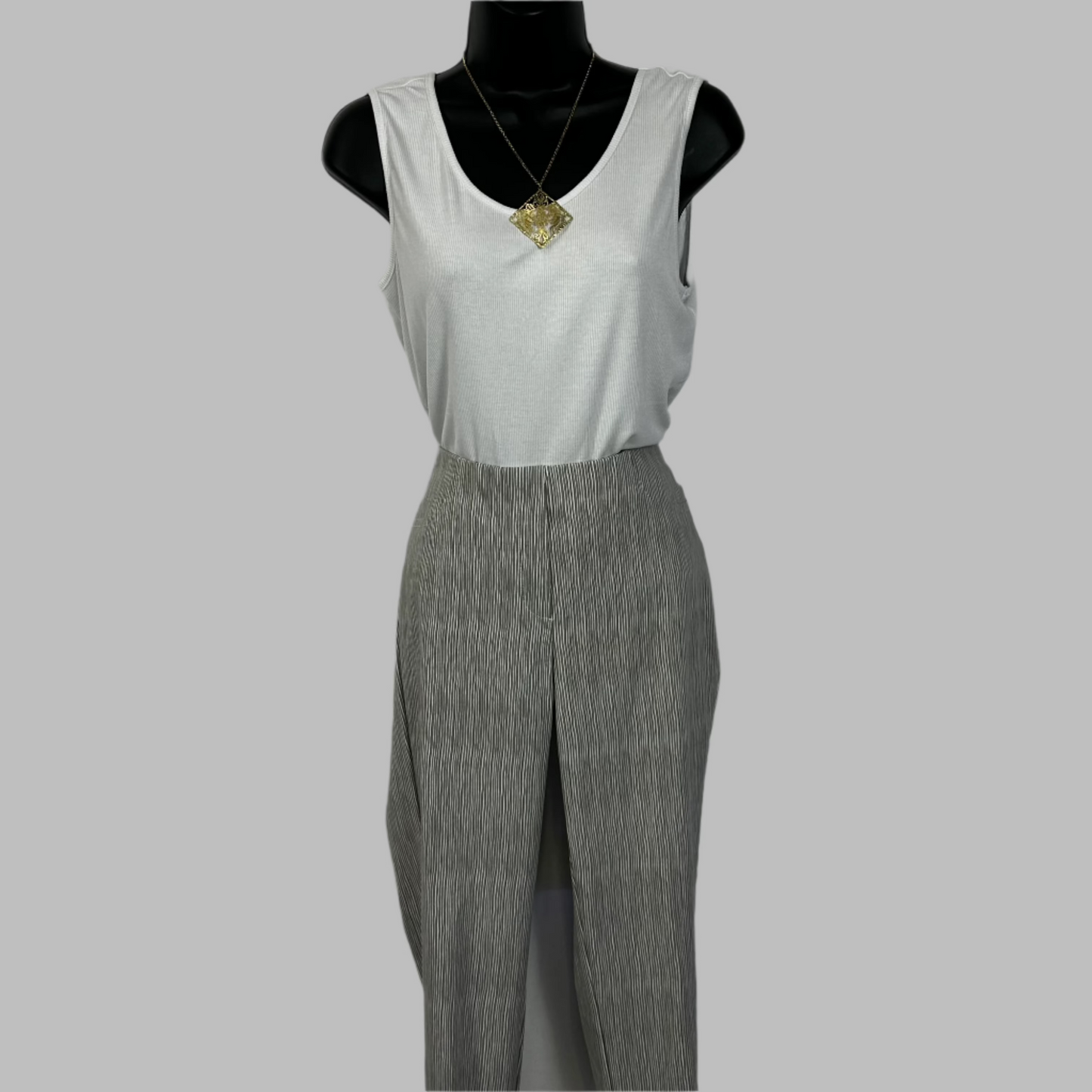 Striped Cuffed Stretch Capris