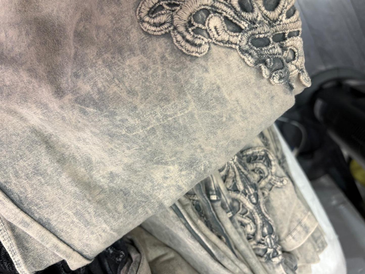 Appliqued Mineral Washed Boot-Cut Yoga Pants