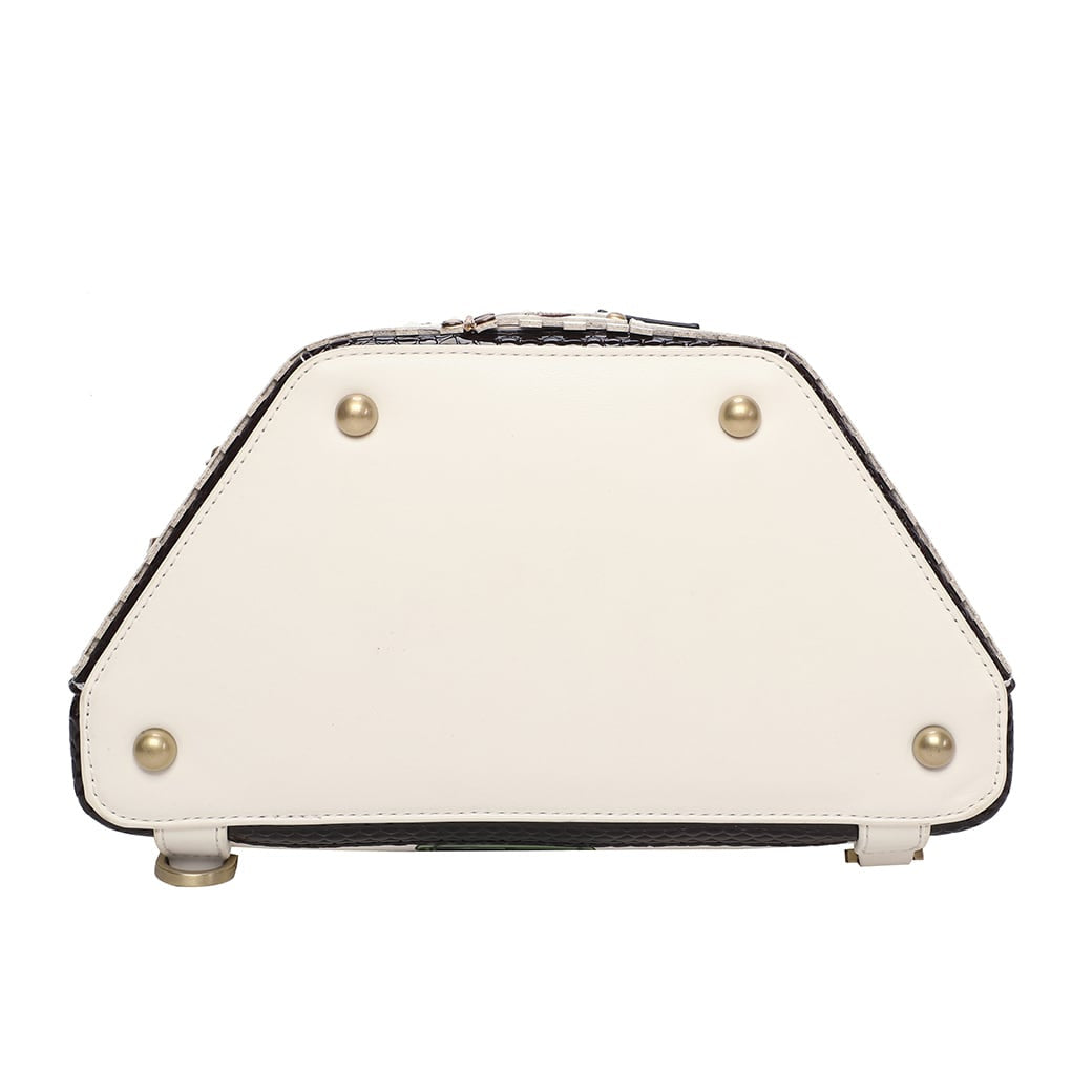 Vendula's The Cats Ruffle Cora Bag