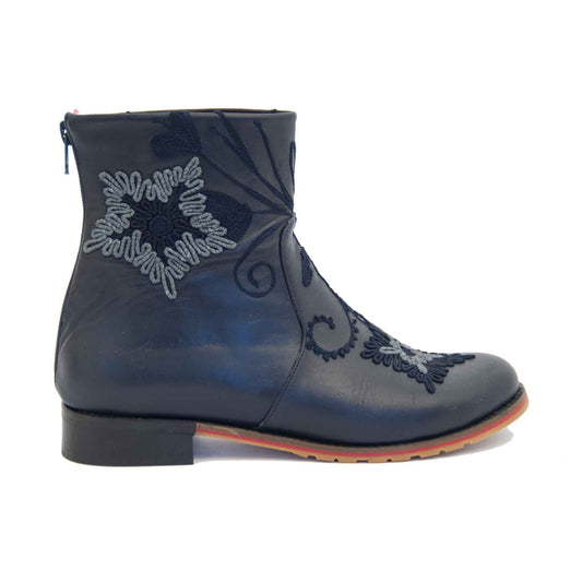 Gypsy Short Embroidered Leather 2