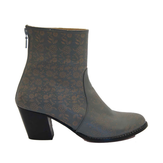 Carmel Short Leather 1