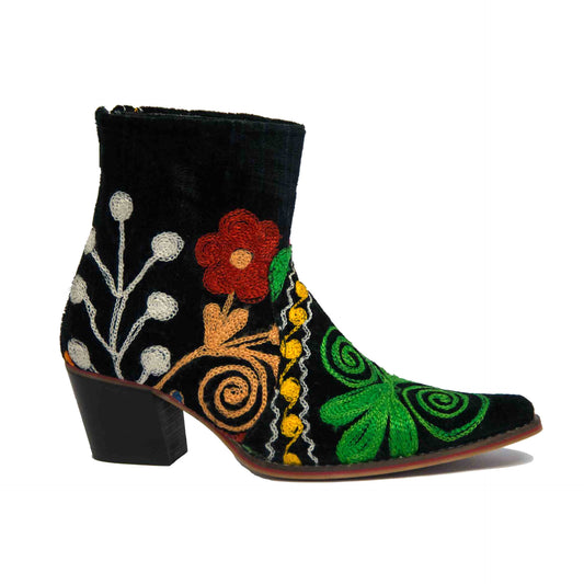 Cheyenne Short Suzani 1