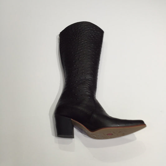 Cheyenne Tall Ostrich pattern