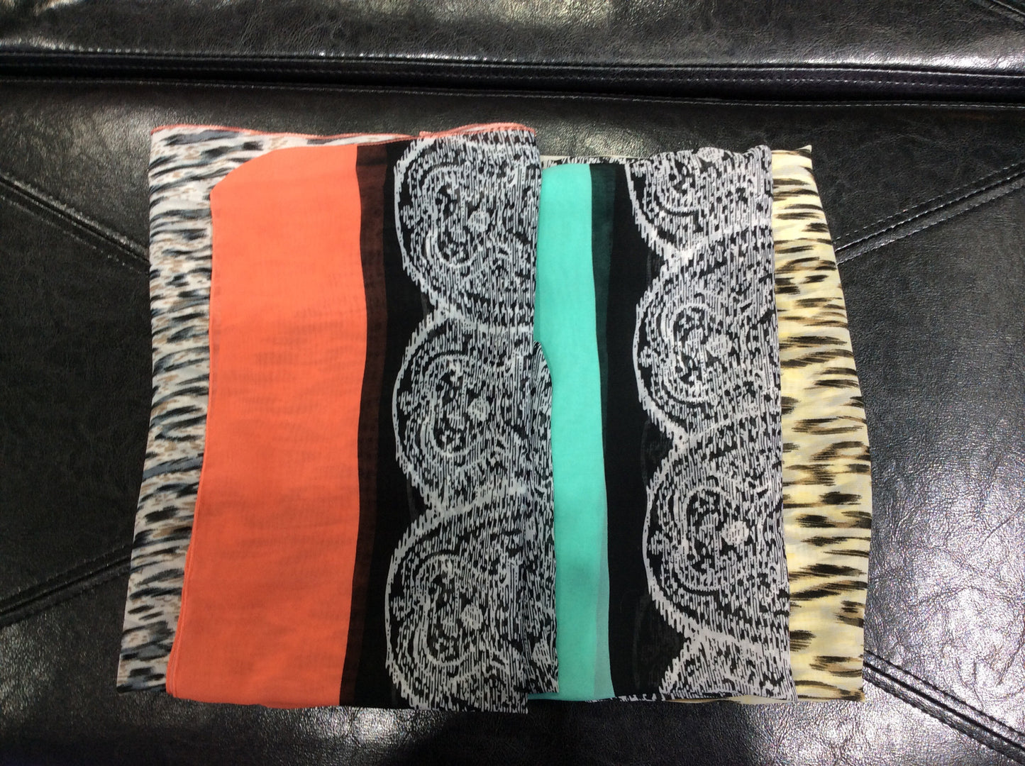 Scarf Square Cheetah Paisley W/Border