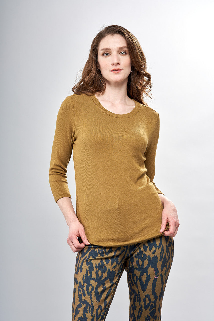 Soft Knit Layering 3/4 Sleeve Top ~  Earth Tone Colors