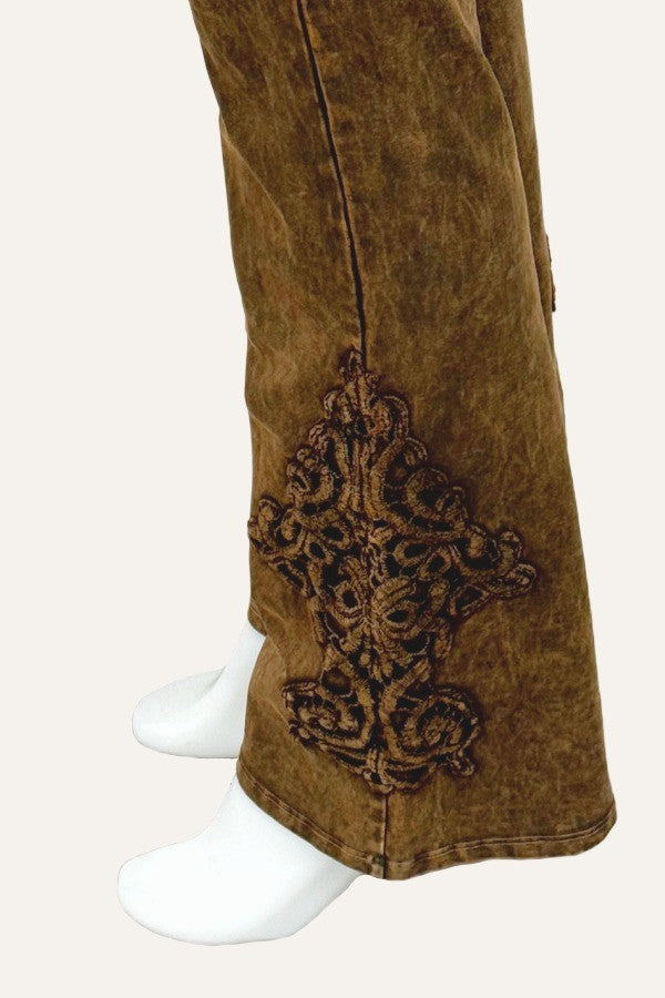 Appliqued Mineral Washed Boot-Cut Yoga Pants