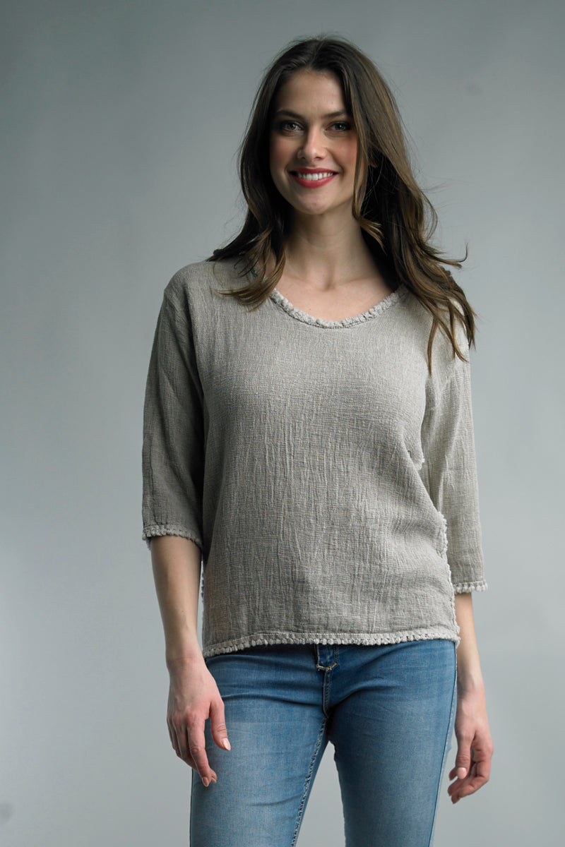 Tassel Trimmed 3/4 Sleeve Linen Top