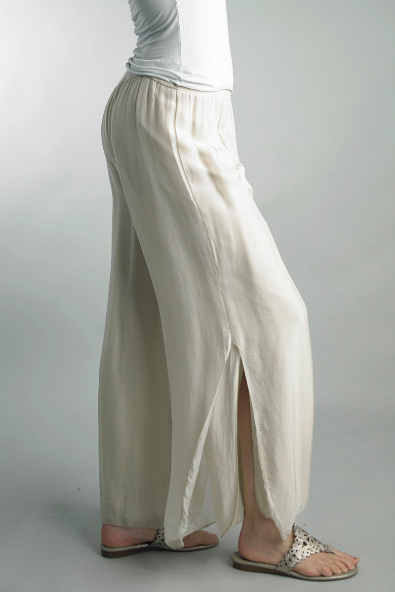 Lightweight Wide Leg Pants