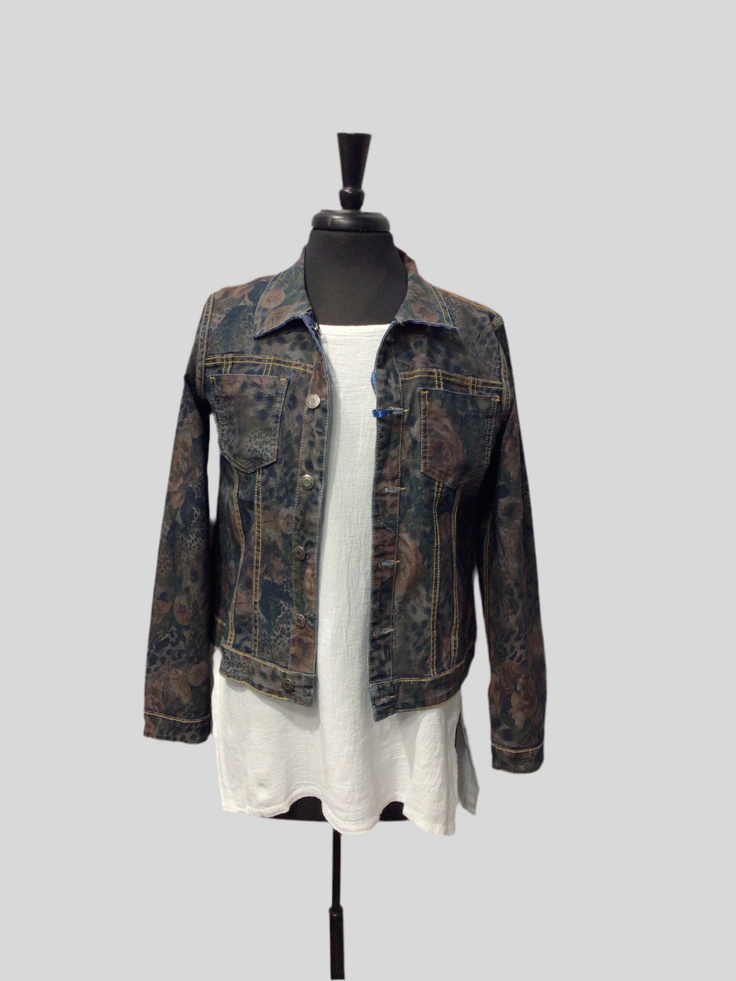 Leopard Rose Printed Reversible Jackets