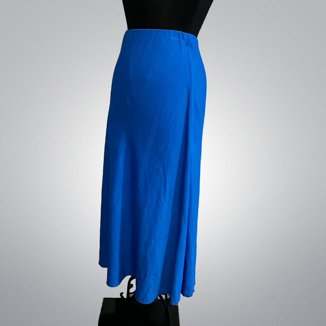 Slim Cut Italian Long Skirt