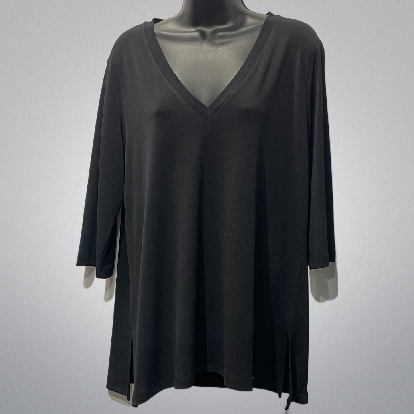 Lightweight Knit V-Neck Tunic Top