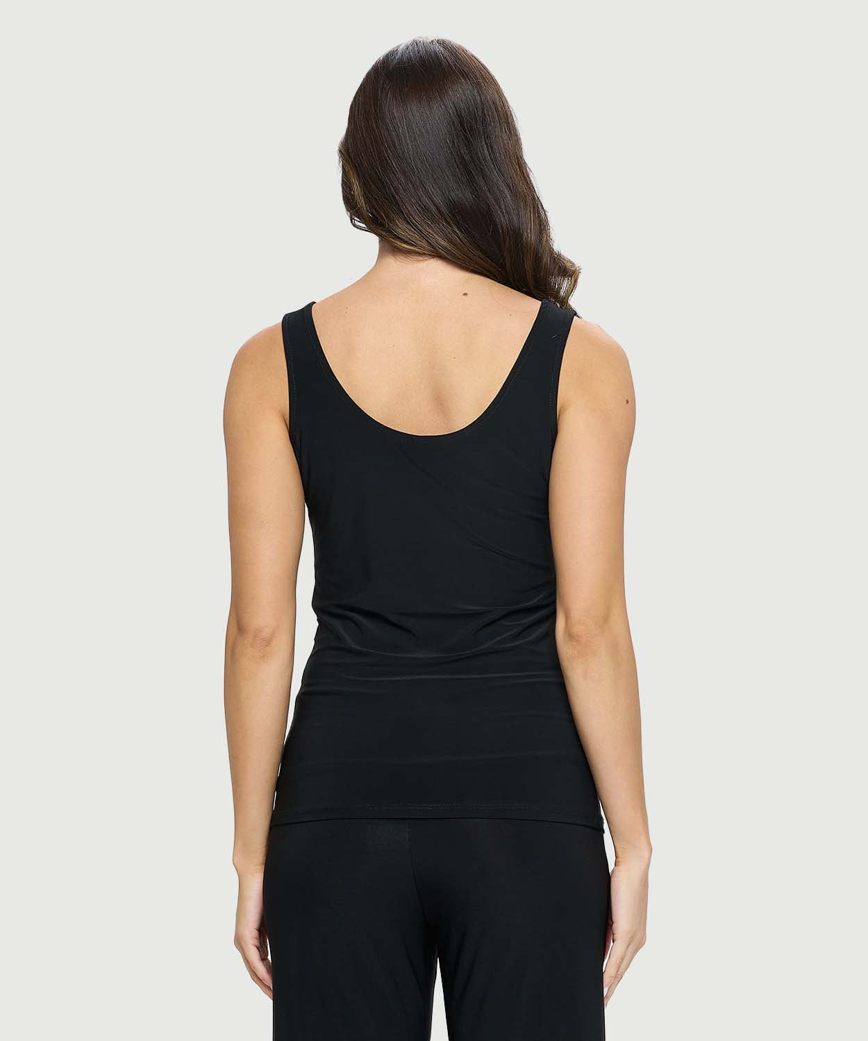 Basic Wrinkle Resistant Scoop Tank Top