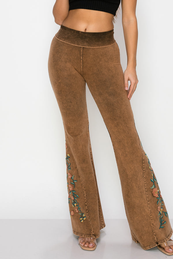 Plus-Size Embroidered Bell Bottom Yoga Pants