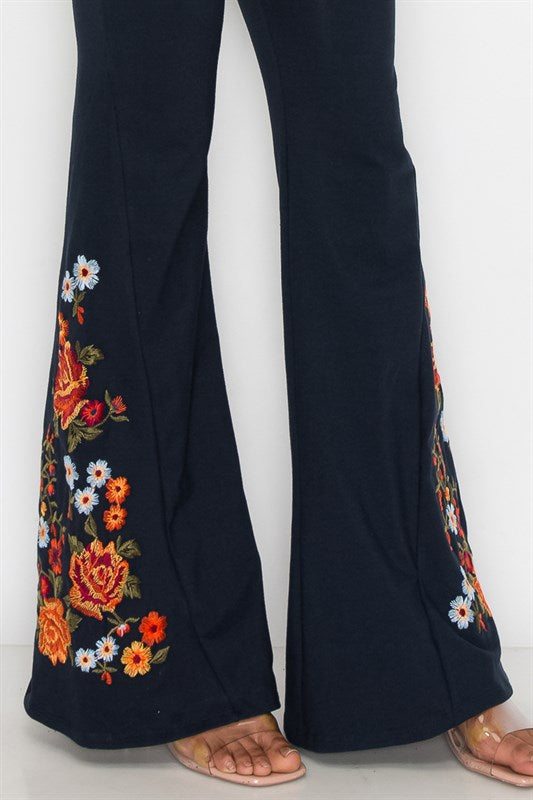 Embroidered bell bottoms with flowers – DiJore