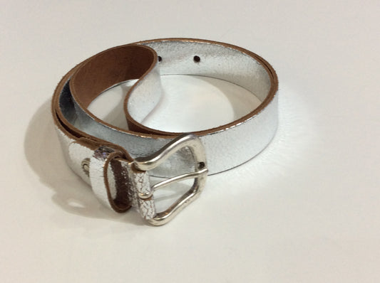 Metallic silver leather belt